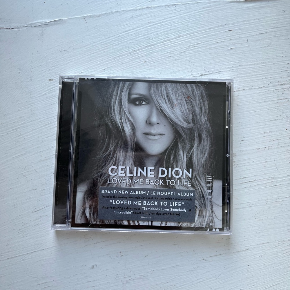 🎶 Free with purchase - Celine Dion 'Loved Me Back to Life' CD